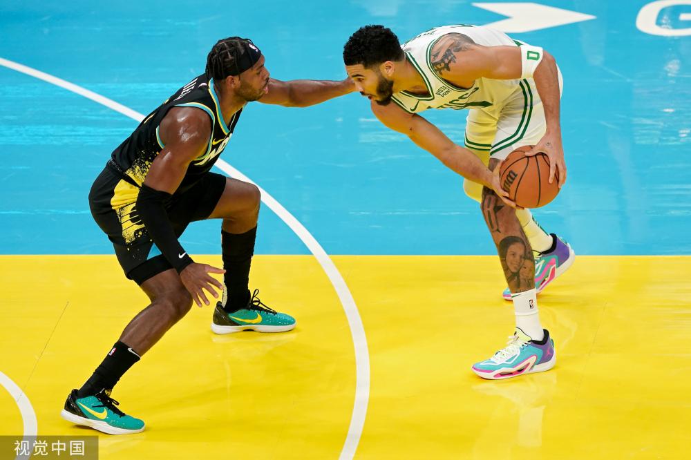 别人靠近你 别人靠近你