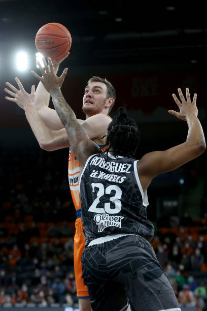 障及丰厚薪 障及丰厚薪