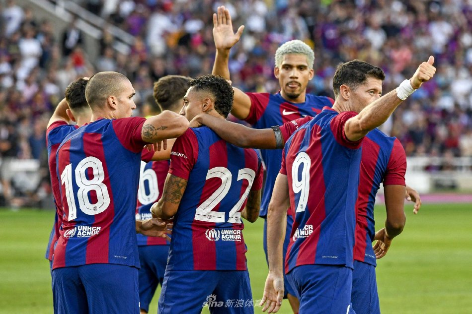 在社交媒体 在社交媒体