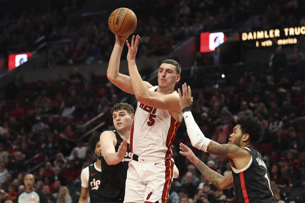 在那个足球 在那个足球