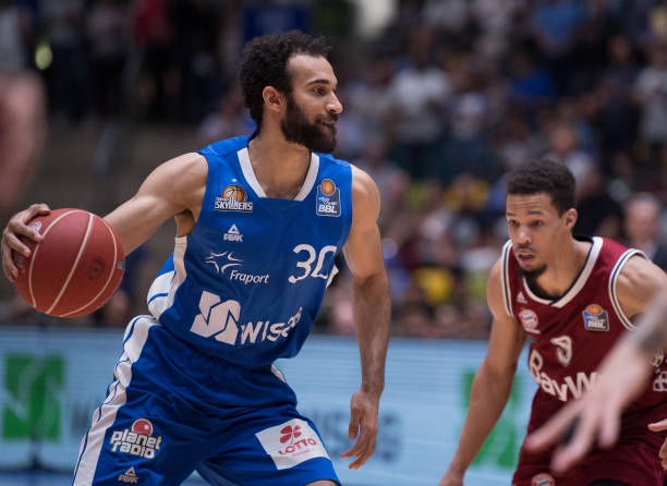 他成功完成 他成功完成